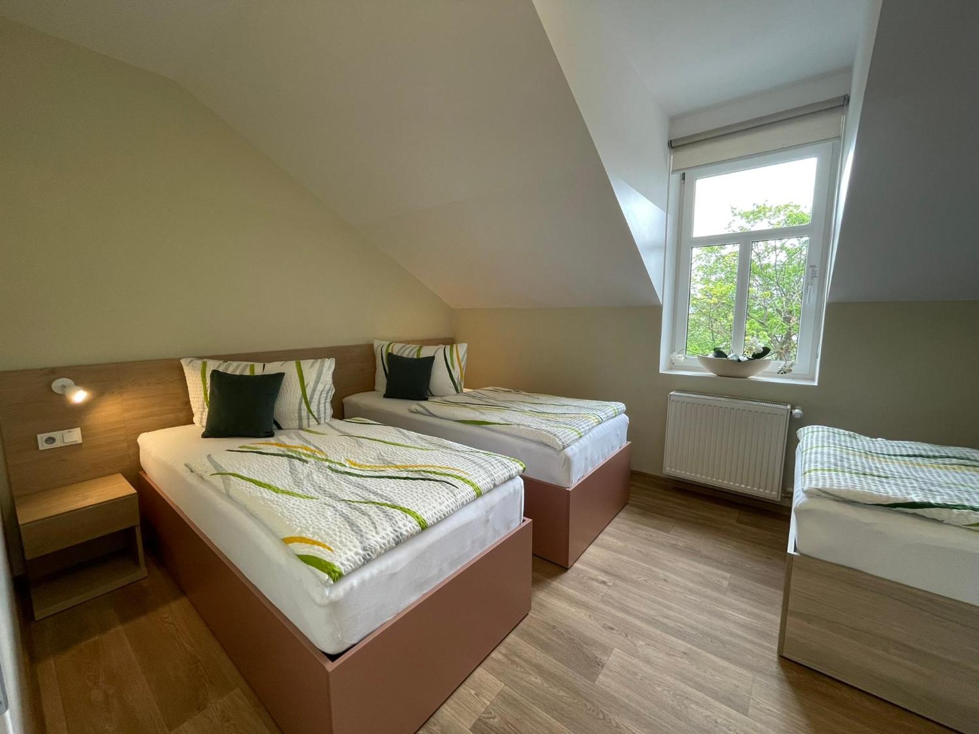 Apartmany Jasmin 리베레츠 외부 사진