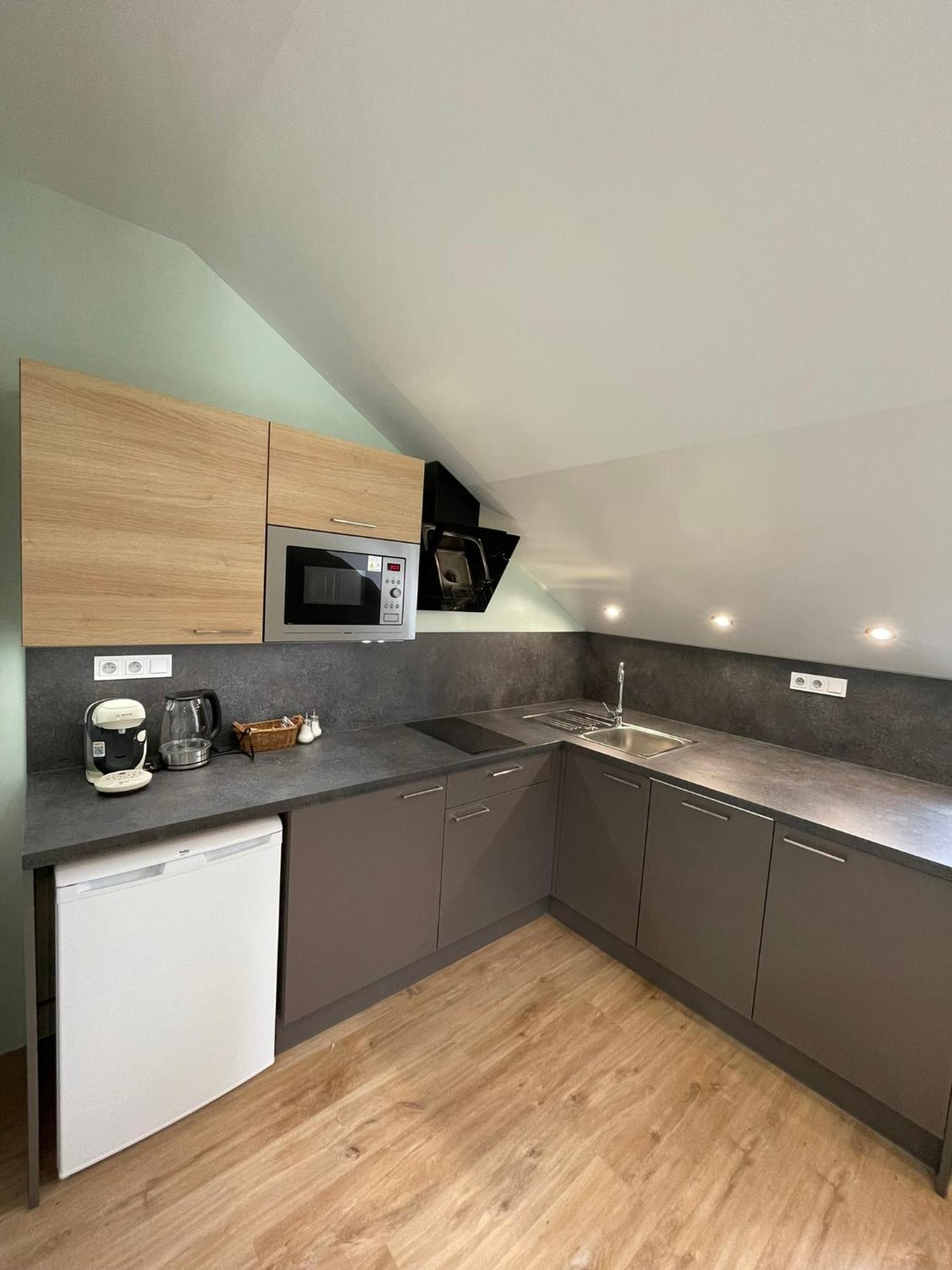 Apartmany Jasmin 리베레츠 외부 사진