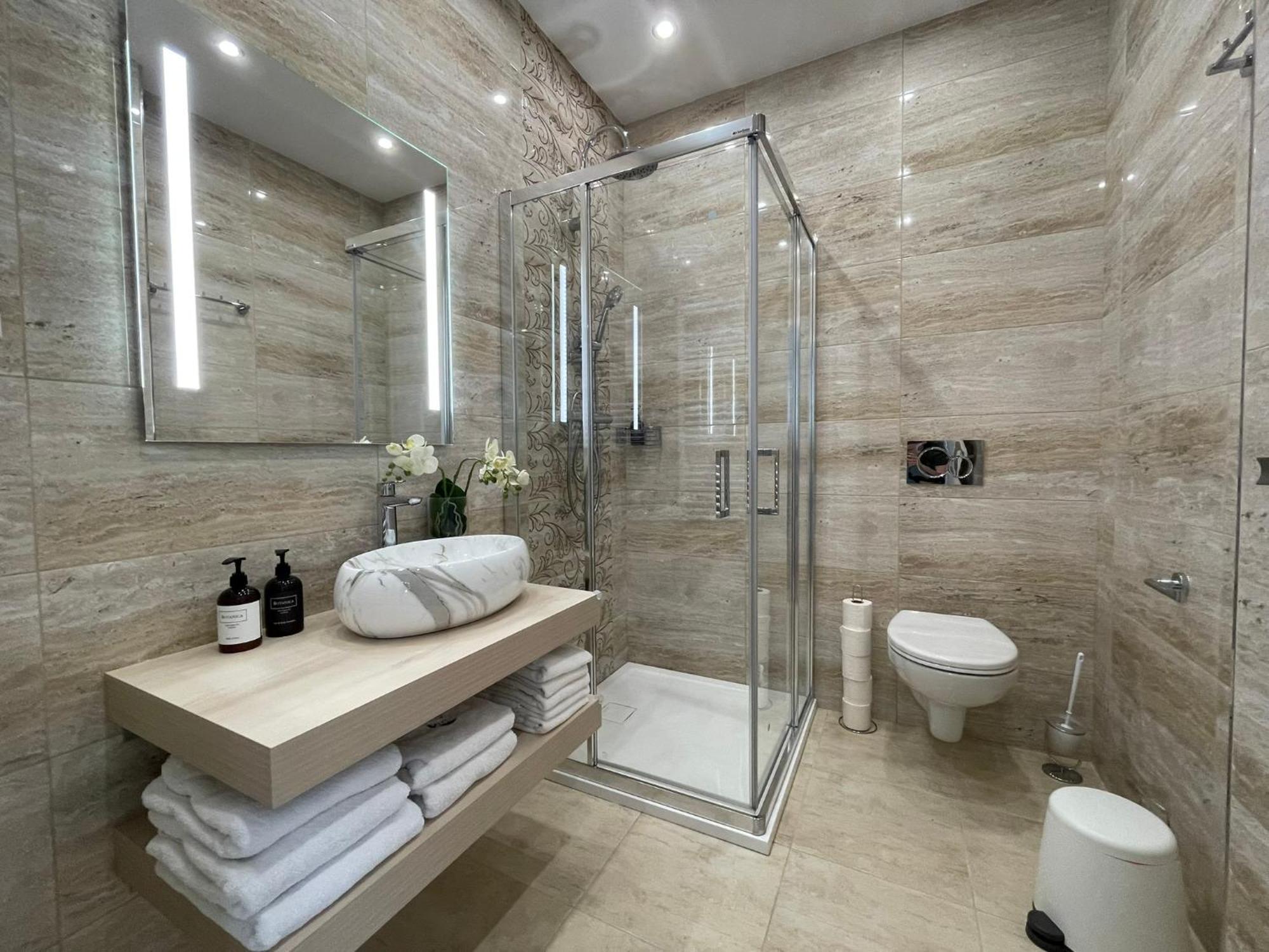 Apartmany Jasmin 리베레츠 외부 사진
